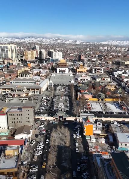 Хавартай золгосон Улаанбаатар