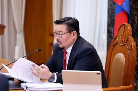 Ерөнхий сайд Г. Занданшатар улс орны ажилд хулгайчдын хүсэл зорилго саад болж буй тухай мэдэгдэл гаргалаа